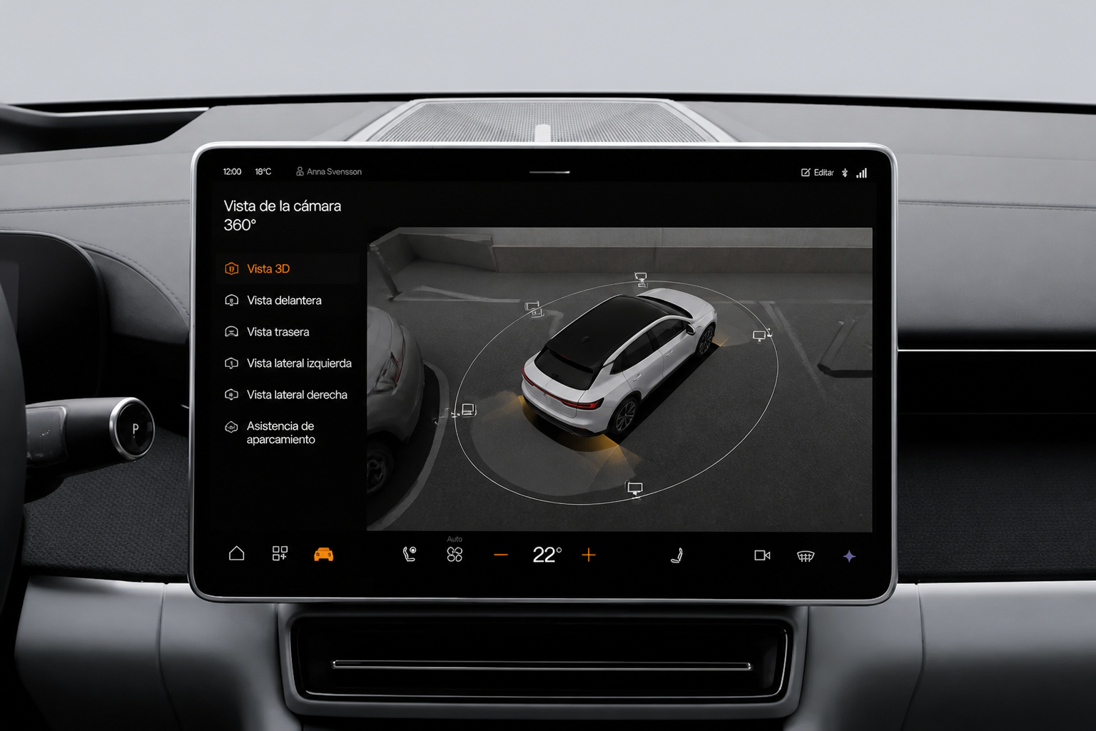 Pantalla central mostrando la vista 3D de la cámara 360 alrededor del coche durante un aparcamiento.
